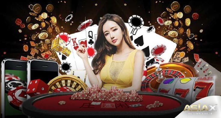Filipino player browsing 32 ph casino games on a mobile phone